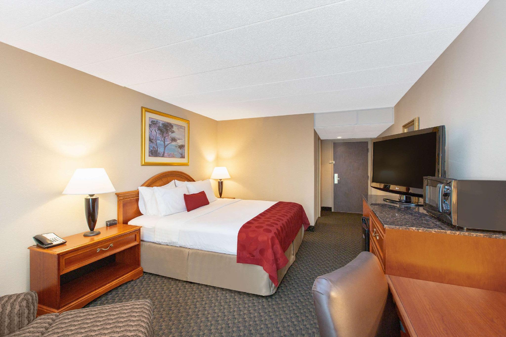 Ramada By Wyndham Midtown Grand Island Hotel Eksteriør billede